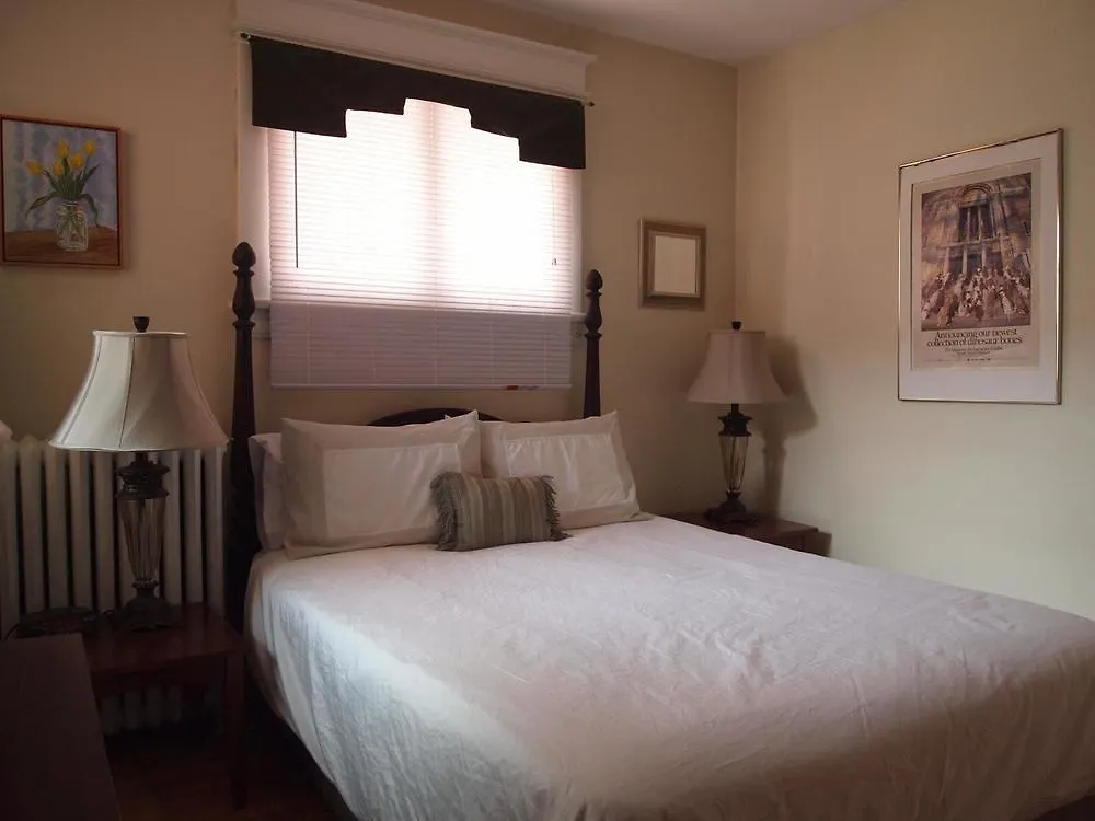 Rideau Inn Оттава 3*,  Канада